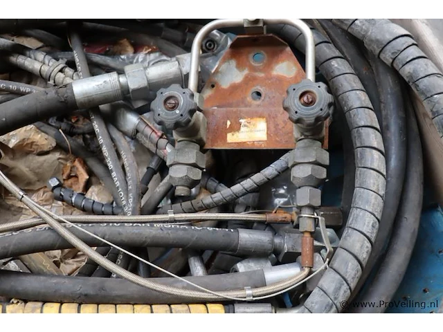 Partij slangen o.a. hansa-flex hydrauliekslang en 856 4sp 19 - afbeelding 3 van  8