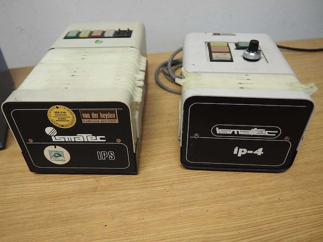 Partij slangen pompen (ika pa digital / ismatec ips & ip-4) - afbeelding 7 van  7