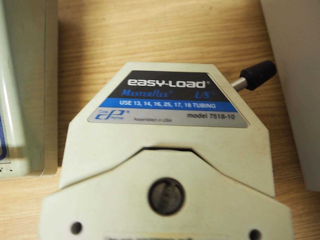 Partij slangen pompen (peristaltic pumps) (ivec / gilson / verder) - afbeelding 7 van  16