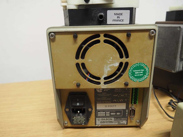 Partij slangen pompen (peristaltic pumps) (ivec / gilson / verder) - afbeelding 11 van  16