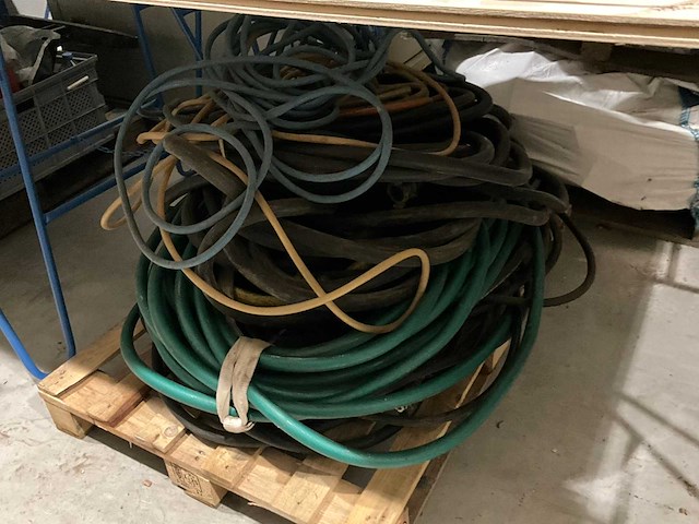 Partij slangen - afbeelding 4 van  5