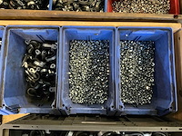 Partij slangklemmen en bevestigingsmateriaal - afbeelding 3 van  5