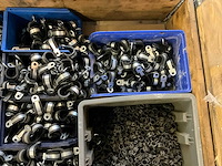 Partij slangklemmen en moeren - afbeelding 4 van  6