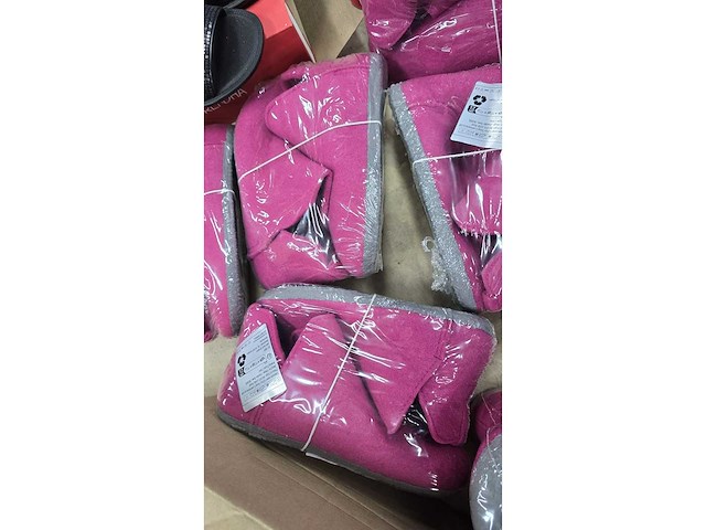 Partij sloffen en slippers - afbeelding 4 van  7