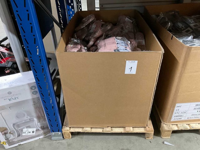 Partij sloffen - afbeelding 1 van  3