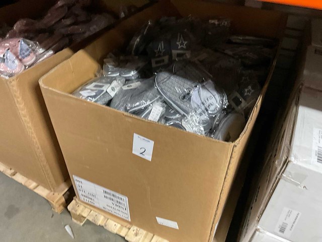 Partij sloffen - afbeelding 2 van  3