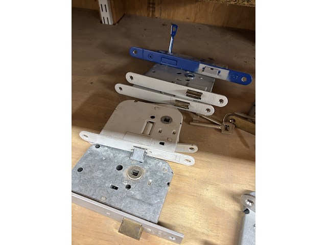 Partij sloten - afbeelding 14 van  19