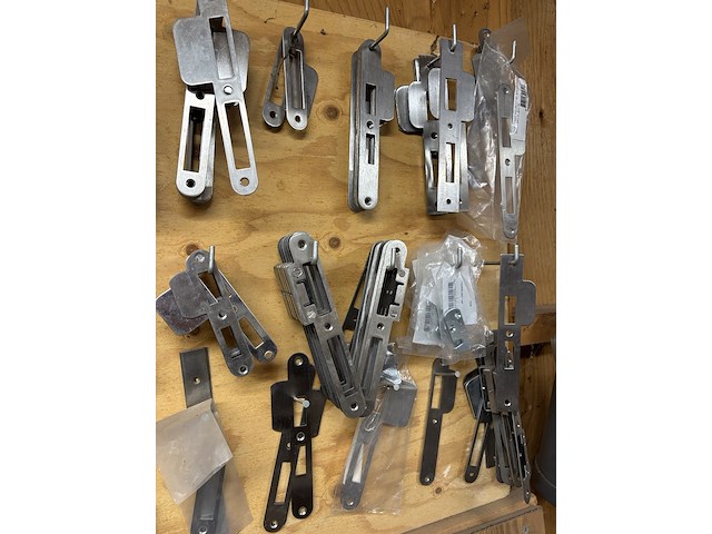 Partij sluitplaten - afbeelding 5 van  5