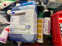 Partij smeermiddelen & werkplaatschemicaliën - lijm/kit, sprays, smeermiddelen & reinigers (150kg) - afbeelding 5 van  7