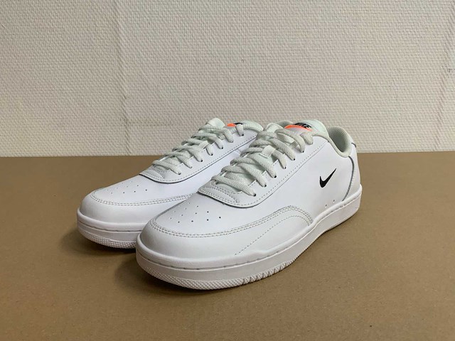 Partij sneakers en werkschoenen - afbeelding 8 van  30