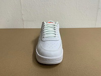 Partij sneakers en werkschoenen - afbeelding 9 van  30