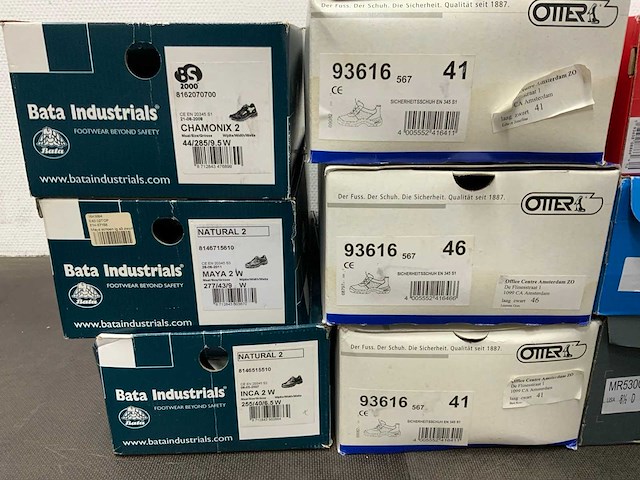 Partij sneakers en werkschoenen - afbeelding 21 van  30