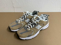 Partij sneakers en werkschoenen - afbeelding 12 van  30