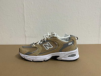 Partij sneakers en werkschoenen - afbeelding 25 van  30