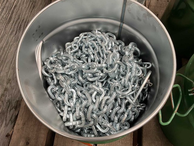 Partij sneeuwkettingen - afbeelding 3 van  3