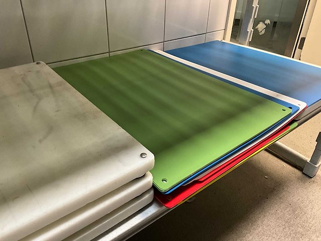 Partij snijplanken met snijplaten - afbeelding 1 van  5