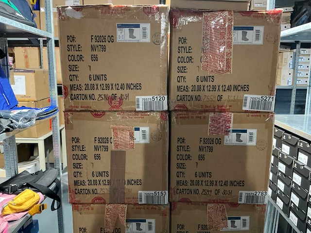 Partij sorel cub snowboots maat 23&24 (120x) - afbeelding 3 van  8