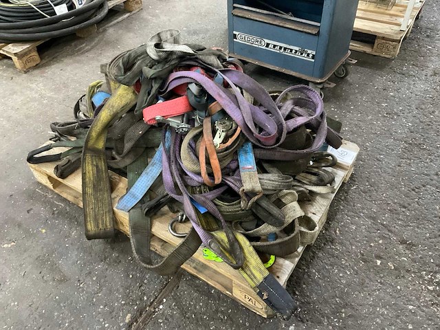 Partij span- en hijsbanden - afbeelding 2 van  4