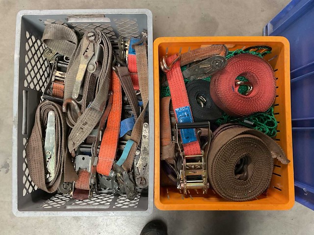 Partij span-/ en hijsbanden - afbeelding 2 van  2