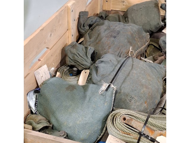 Partij spanbanden en sneeuwkettingen - afbeelding 6 van  10