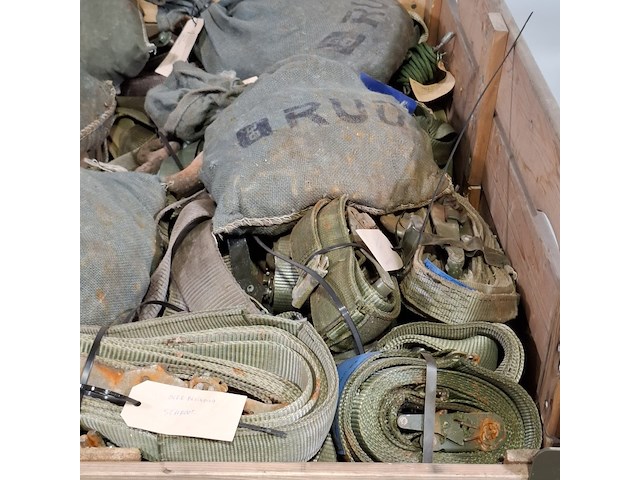 Partij spanbanden en sneeuwkettingen - afbeelding 7 van  10