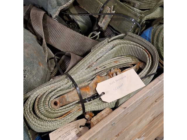 Partij spanbanden en sneeuwkettingen - afbeelding 8 van  10