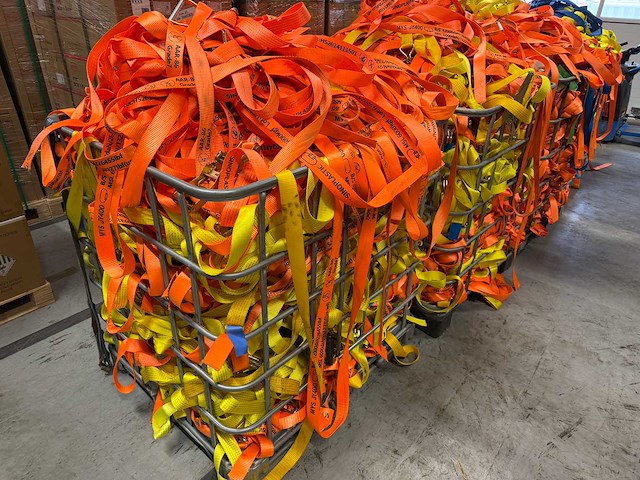 Partij spanbanden, ratels en gespen - afbeelding 1 van  15