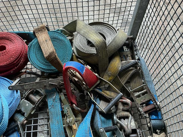 Partij spanbanden & ratels in palletbox - afbeelding 9 van  9