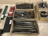 Partij spanning trekveren - afbeelding 1 van  4