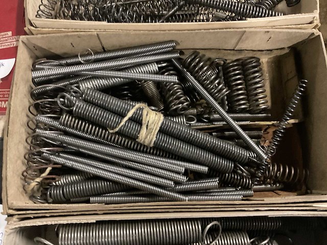 Partij spanning trekveren - afbeelding 3 van  4