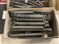 Partij spanning trekveren - afbeelding 4 van  4