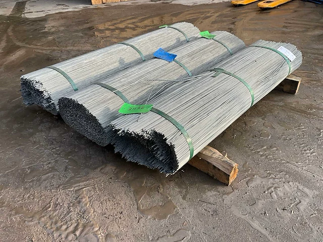 Partij spanstaven 118 cm - afbeelding 1 van  4