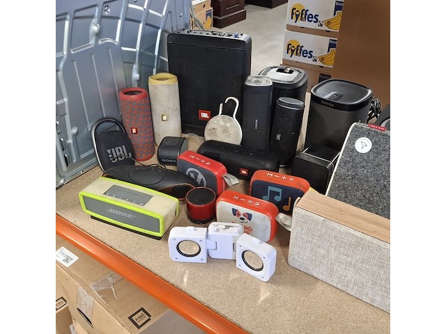 Partij speakers, o.a. jbl, sonos - afbeelding 10 van  14