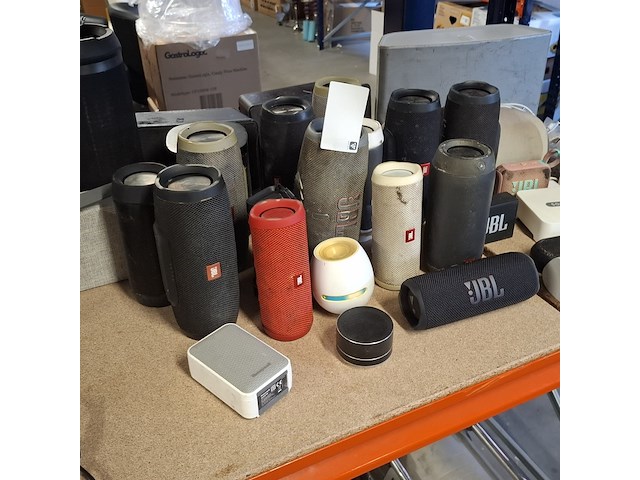 Partij speakers, o.a. jbl, sonos - afbeelding 14 van  14