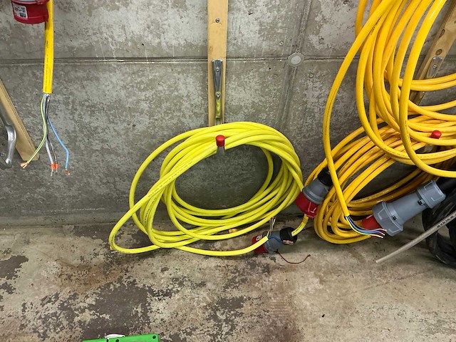 Partij speciaal kabel - afbeelding 7 van  29