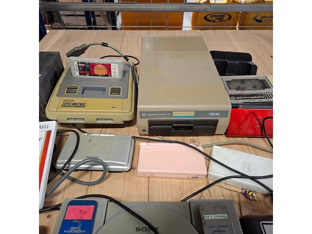 Partij speelcomputers en games, o.a. nintendo - afbeelding 4 van  7