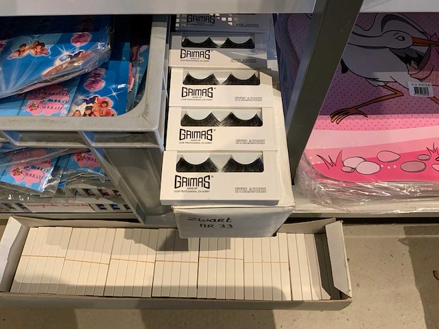 Partij speelgoed & diversen - afbeelding 7 van  9