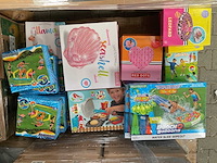 Partij speelgoed voor in/uit zwembad (32x) - afbeelding 1 van  1