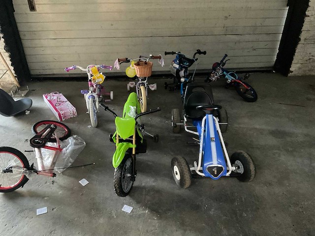 Partij speelgoed - afbeelding 3 van  10