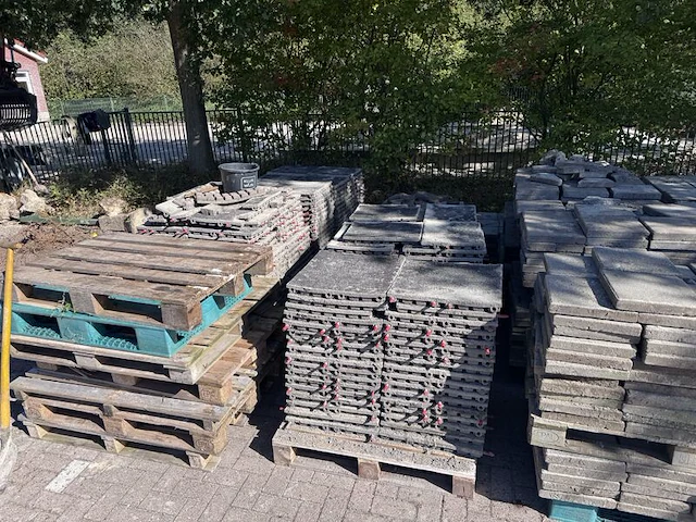 Partij speelplaatstegels - rubbertegels - afbeelding 2 van  6