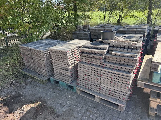 Partij speelplaatstegels - rubbertegels - afbeelding 3 van  6