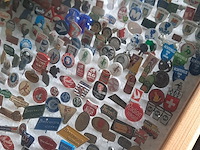 Partij speltjes in wandkast - afbeelding 9 van  13