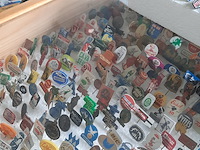 Partij speltjes in wandkast - afbeelding 11 van  13