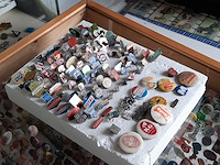 Partij speltjes in wandkast - afbeelding 13 van  13