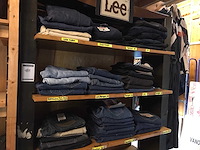 Partij spijker- en ribbroeken - afbeelding 1 van  8