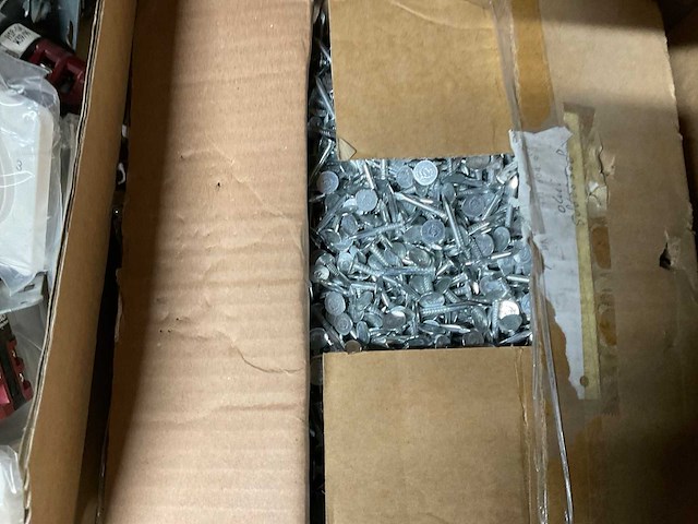 Partij spijkers - afbeelding 3 van  4