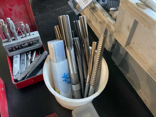 Partij spiraal-en verzinkboren, ruimers - afbeelding 6 van  6