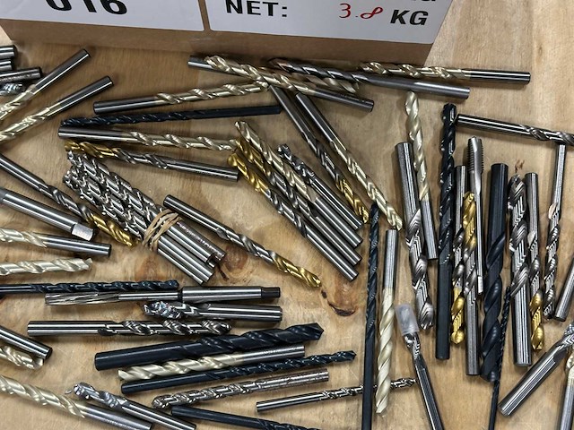 Partij spiraalboren & (eind)frezen & tap (40x) - afbeelding 4 van  6