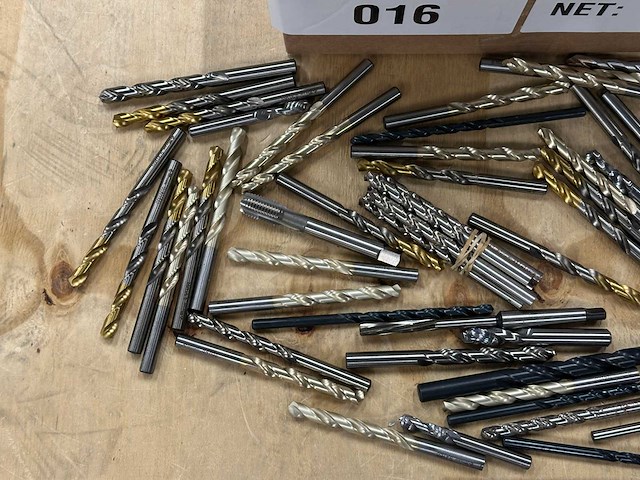 Partij spiraalboren & (eind)frezen & tap (40x) - afbeelding 6 van  6