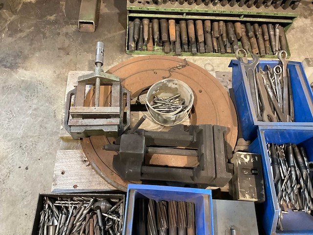 Partij spiraalboren - afbeelding 7 van  9